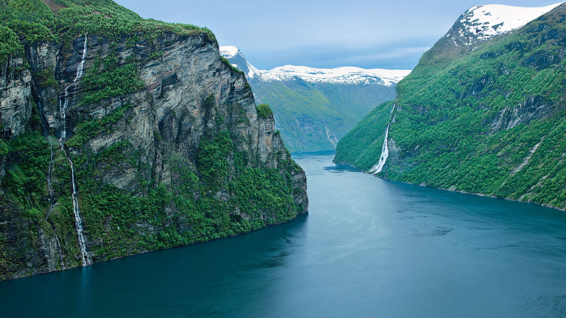 England, Schottland & Norwegen ab Kiel mit AIDAbella